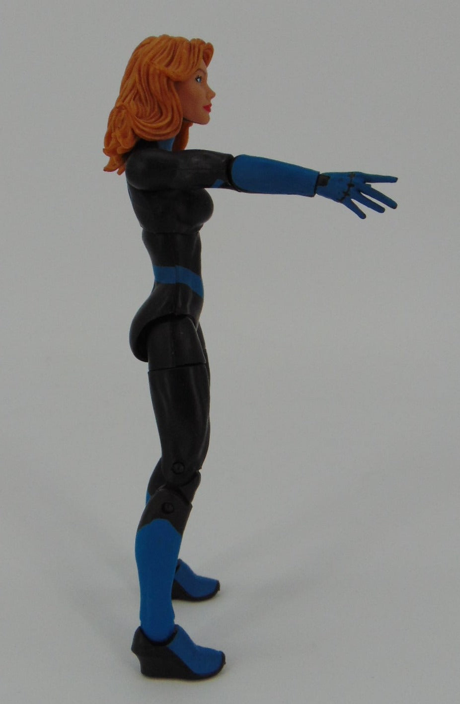 Invisible Woman - Marvel Legends (Complete)