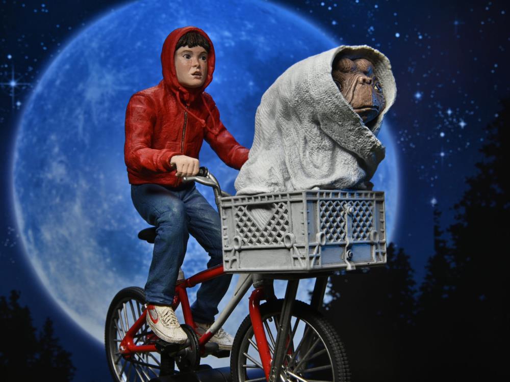 Elliot & E.T. on Bicycle 7" E.T. 40th Anniversary Scale Figure